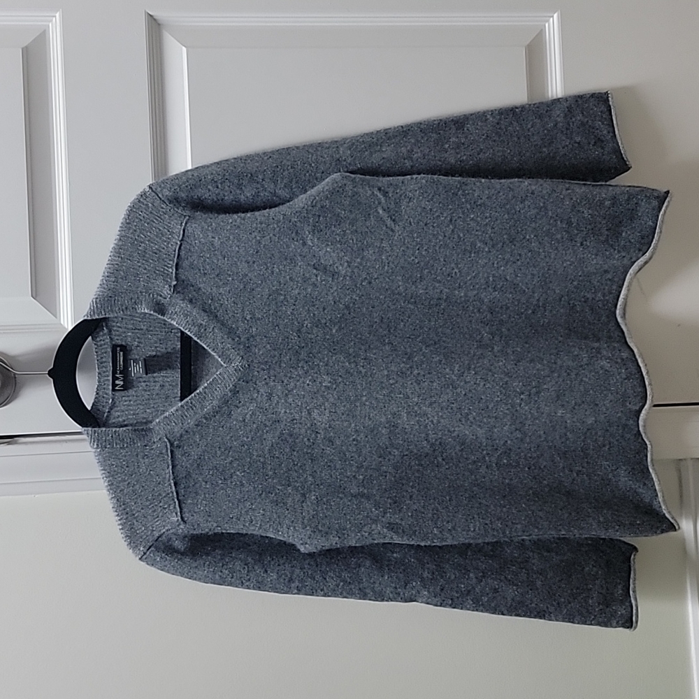 47). NM Neiman Marcus Men's Cashmere sweater